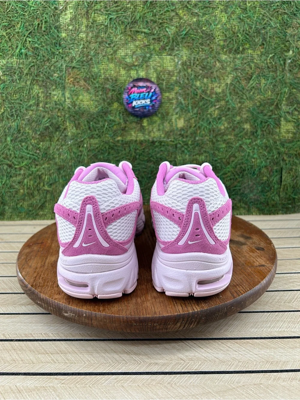 Nike Air Max Moto 2K SE